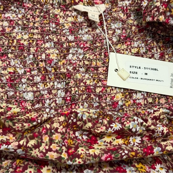 Sim & Sam Cropped Floral Halter Women Size Medium Balloon Sleeve Top NWT - Picture 3 of 9